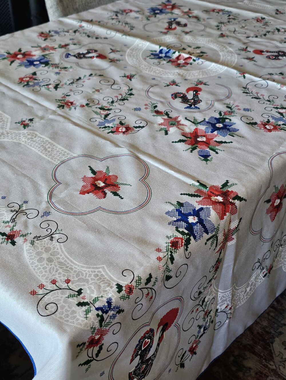 Floral Cross-Stitch Print Tablecloth in White with Red & Blue Accents